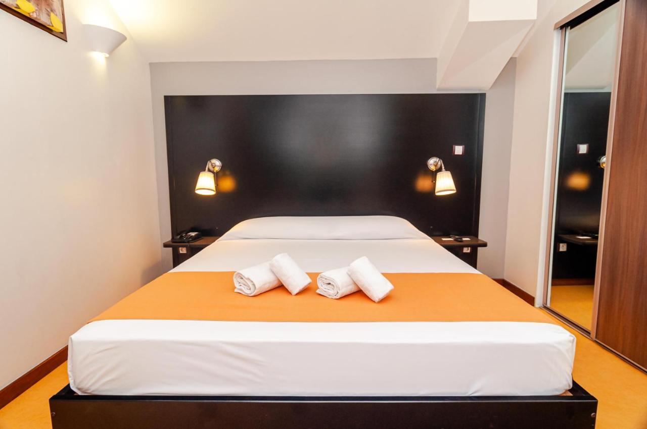 Tama Hotel Сен Жилс ле Бен Екстериор снимка