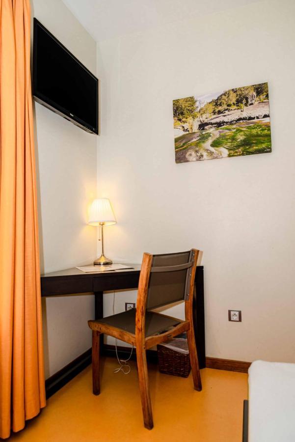 Tama Hotel Сен Жилс ле Бен Екстериор снимка