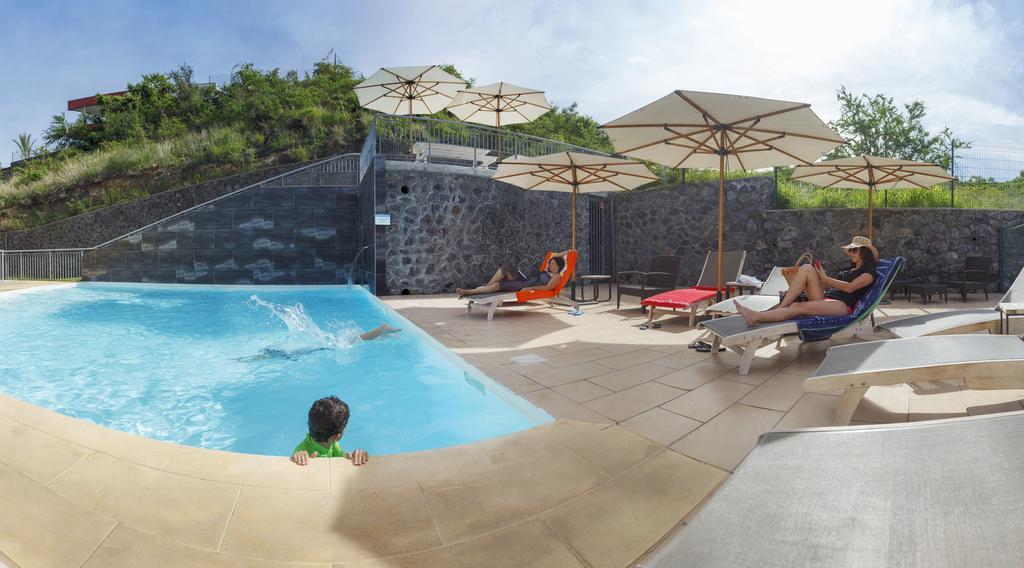 Tama Hotel Сен Жилс ле Бен Екстериор снимка