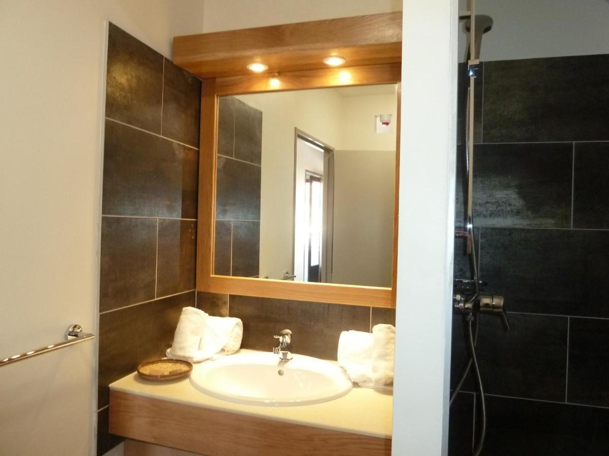 Tama Hotel Сен Жилс ле Бен Екстериор снимка